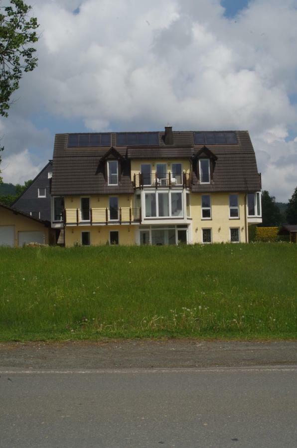 Das Gelbe Haus 3